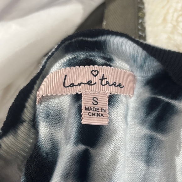 Love Tree Black and White Tie-Dye Cardigan - Picture 2 of 5